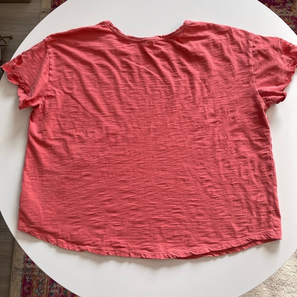 Old Navy Coral Tee with Decorative Short Sleeve - Picture 4 of 4